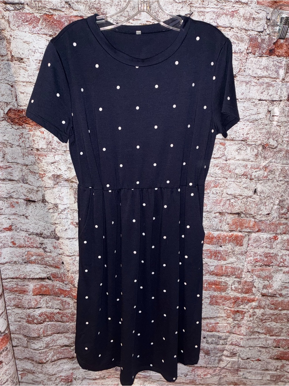 Women's Black Polka Dot Midi Dress - Classic Short Sleeve